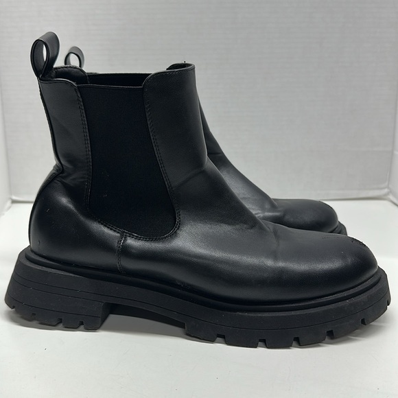 Asos Chelsea Boot Chunky Faux Vegan Leather Pull On Booties Shoes Boots Black 7 - Picture 4 of 8